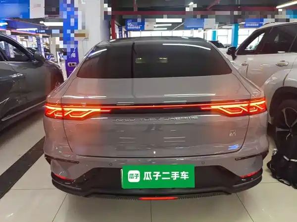 BYD Han 2025