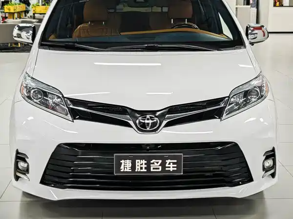 Toyota Sienna 2018