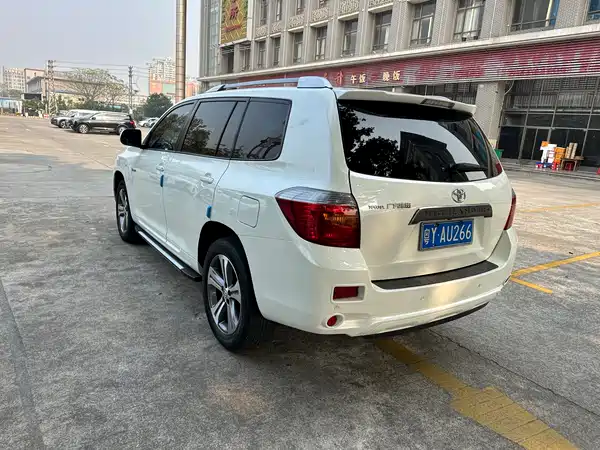 Toyota Highlander 2011