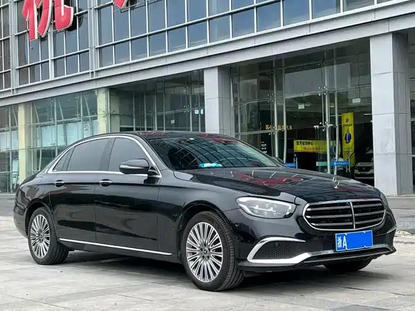 Mercedes-Benz E-Class 2023