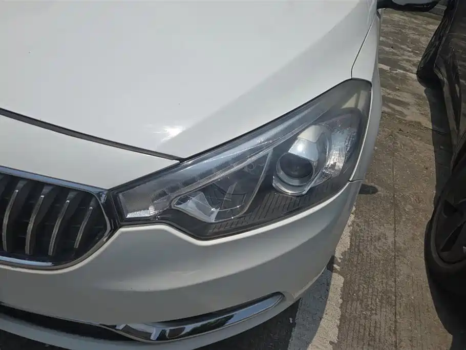 Kia K3 2016