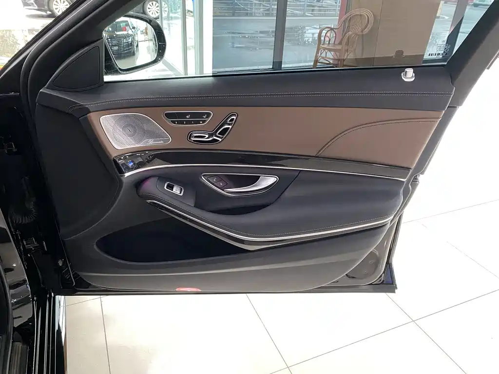 Mercedes-Benz S-Class 2020 — фото 15