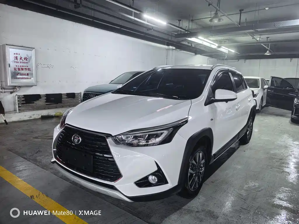 Toyota Yaris L 2021