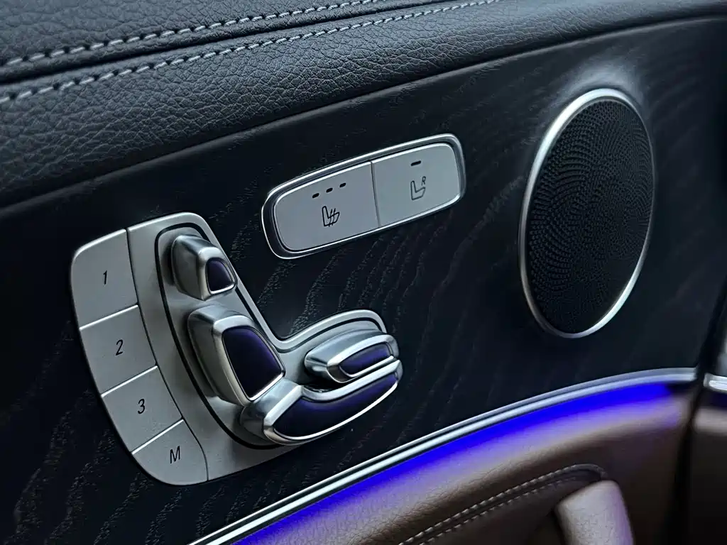 Mercedes-Benz E-Class 2018 — фото 14