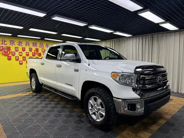 Toyota Tundra 2014