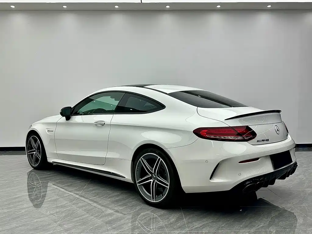 Mercedes-Benz C-Class AMG 2020 — фото 6