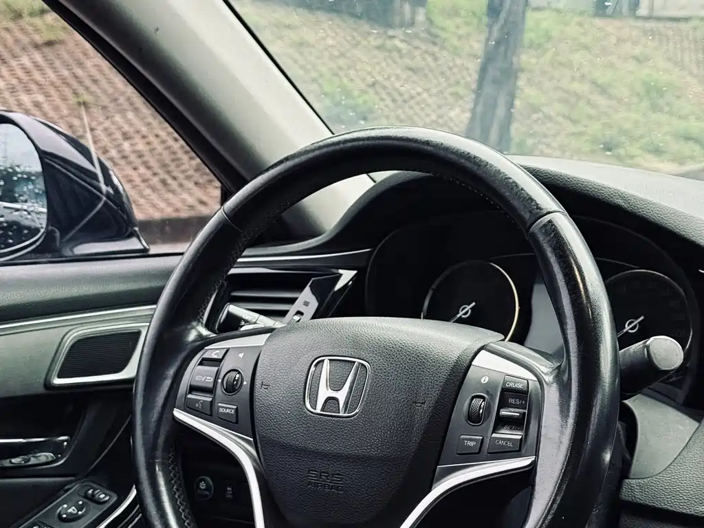 Honda Spirior 2018 — фото 27