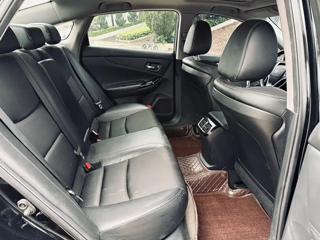 Honda Spirior 2018 — фото 21