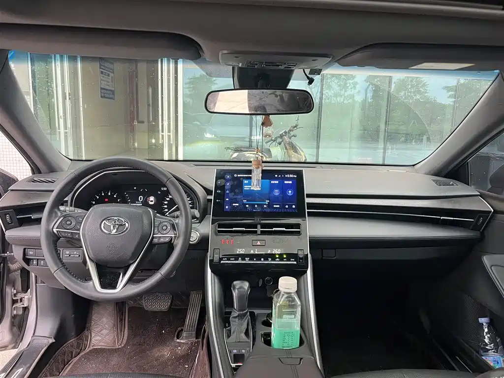 Toyota Avalon 2023