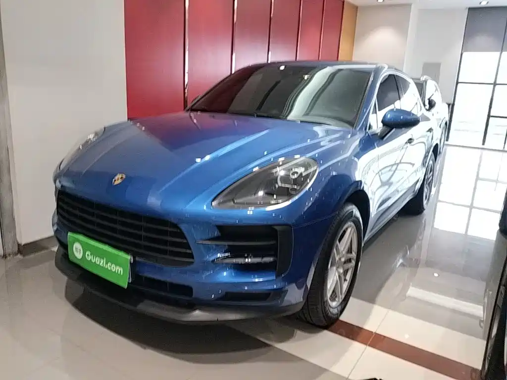 Porsche Macan 2019 — фото 1