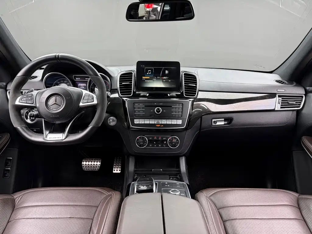 Mercedes-Benz GLS AMG 2016 — фото 9