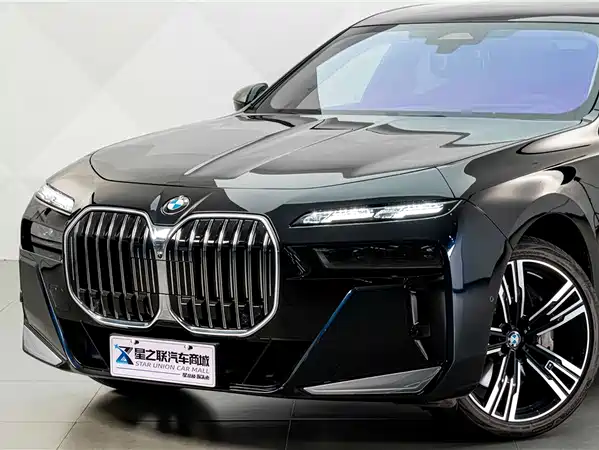 BMW 7 Series 2023