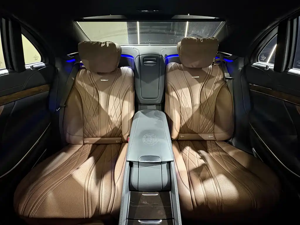 Mercedes-Benz S-Class AMG 2017 — фото 26