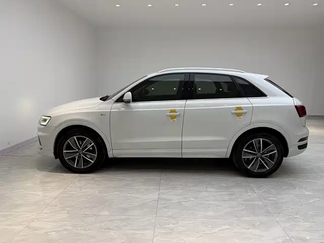 Audi Q3 2019 — фото 4