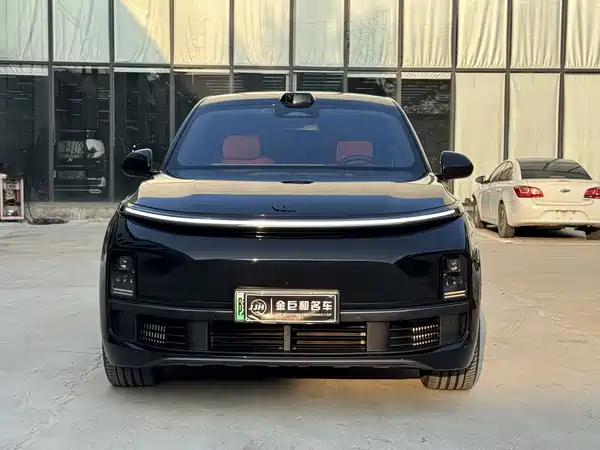 Li Auto L8 2024