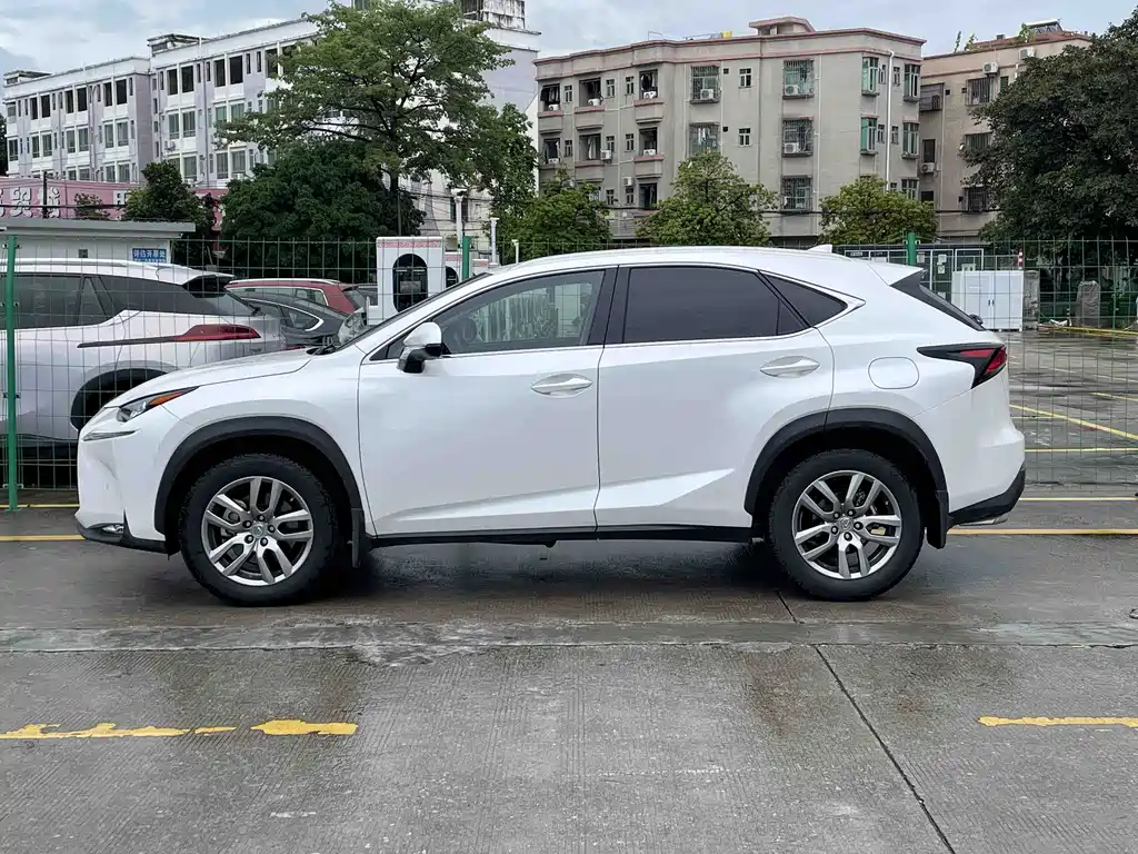 Lexus NX 2016
