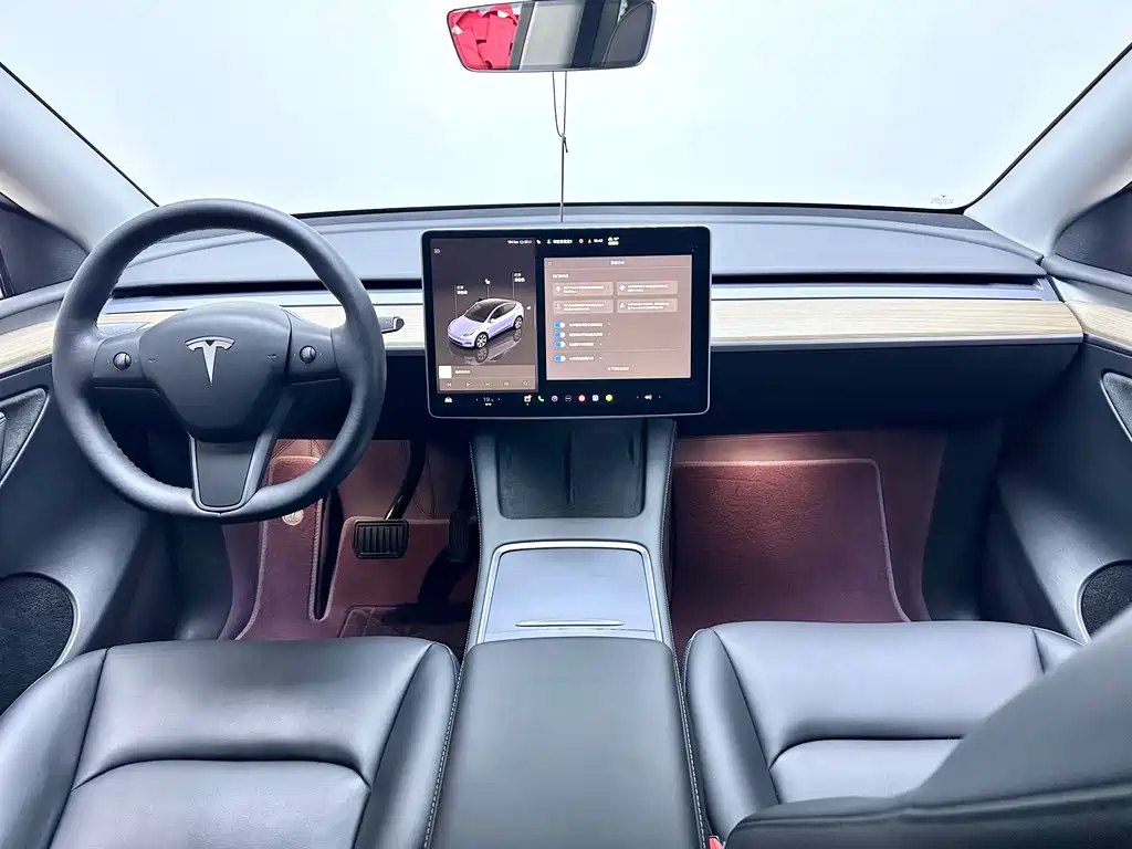 Tesla Model Y 2022 — фото 12