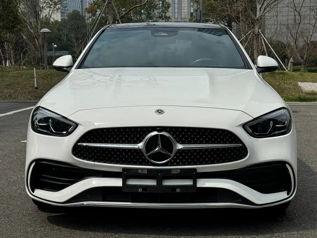 Mercedes-Benz C-Class 2023