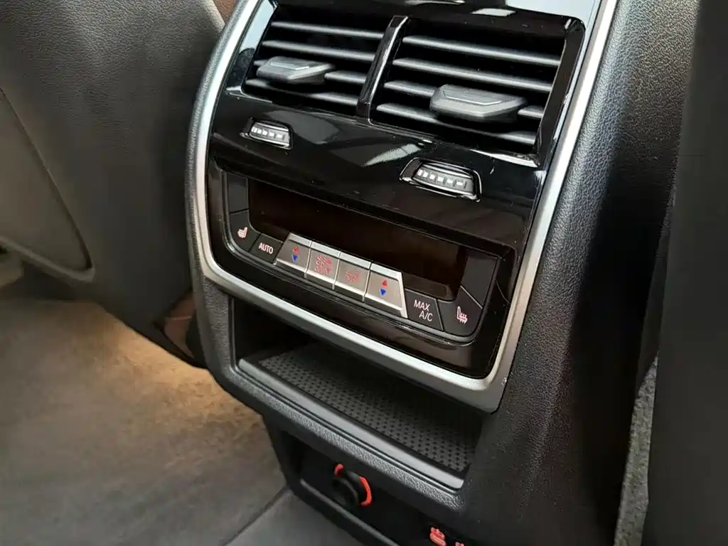 BMW X7 2022 — фото 12