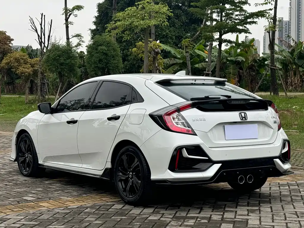 Honda Civic 2022 — фото 14