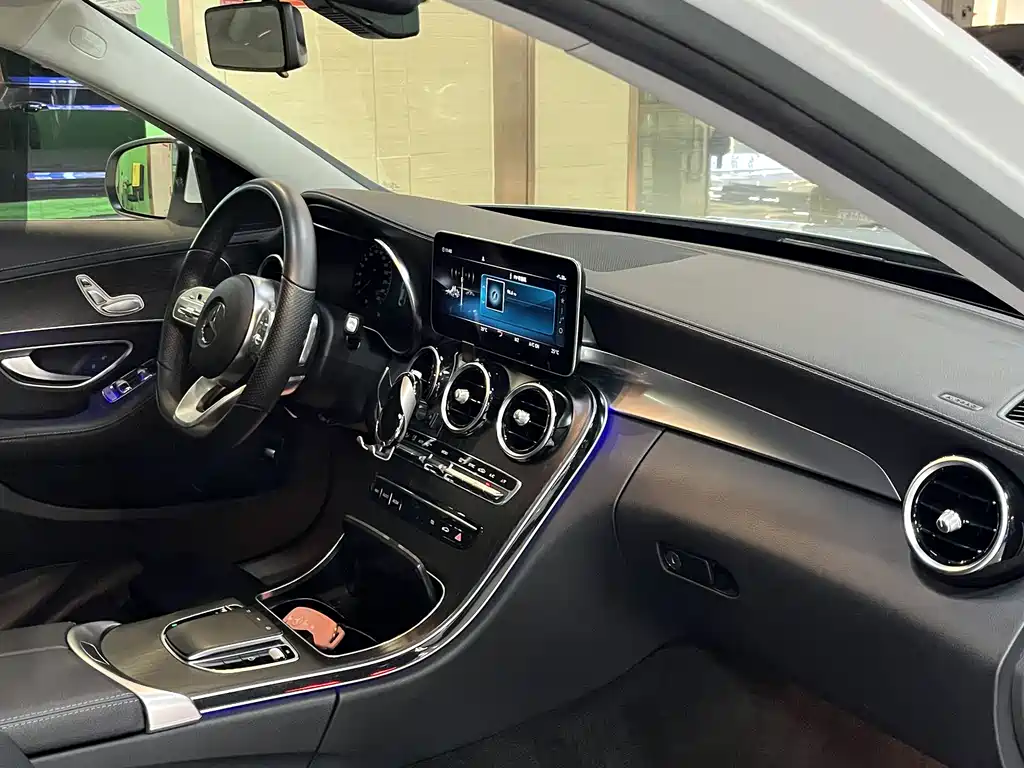 Mercedes-Benz C-Class 2021 — фото 12