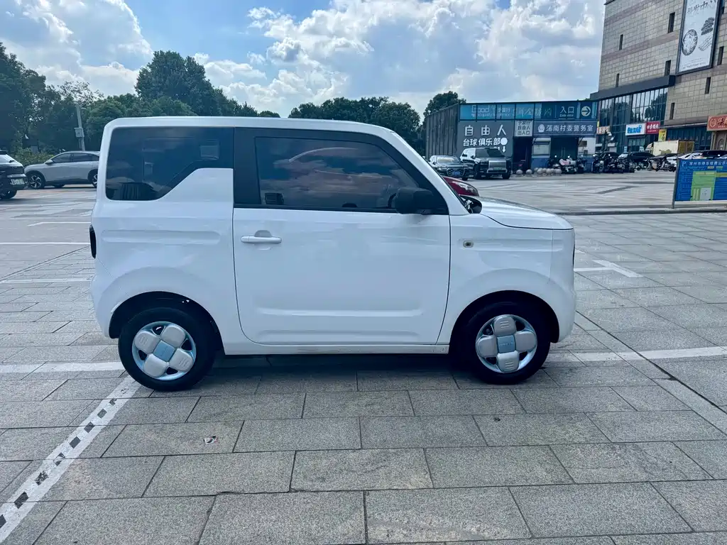 Geely Galaxy Panda 2023 — фото 4