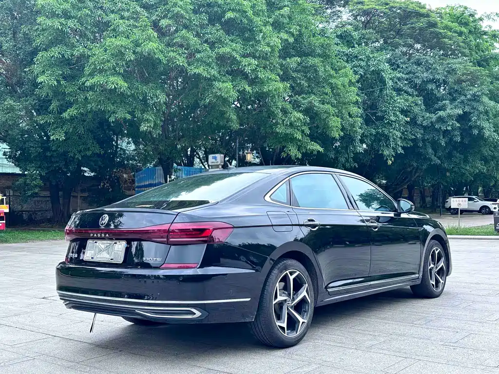 Volkswagen Passat 2023 — фото 10