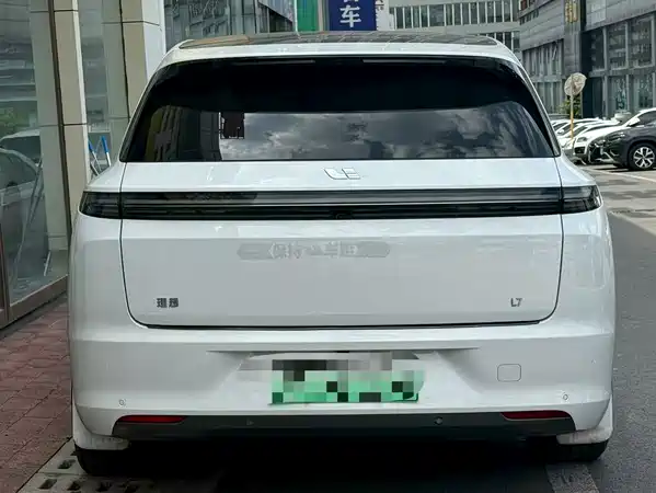 Li Auto L7 2023