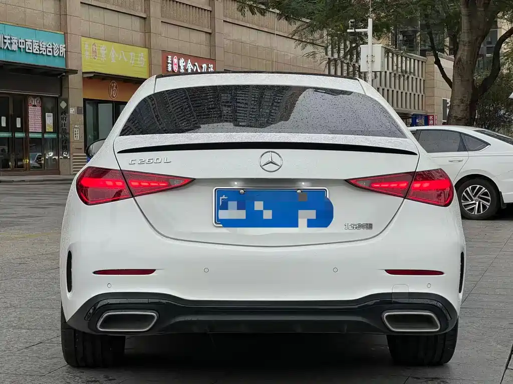 Mercedes-Benz C-Class 2023 — фото 5
