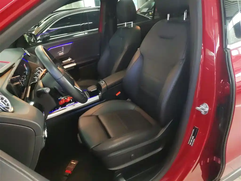 Mercedes-Benz GLA 2021 — фото 12
