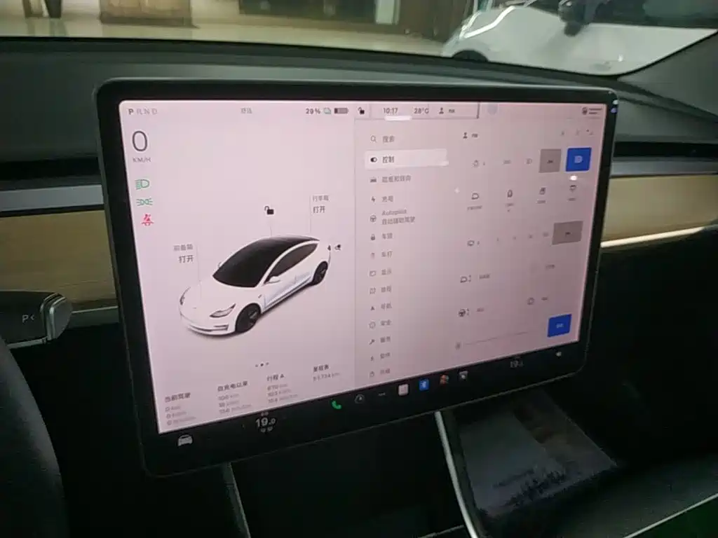Tesla Model 3 2019 — фото 13