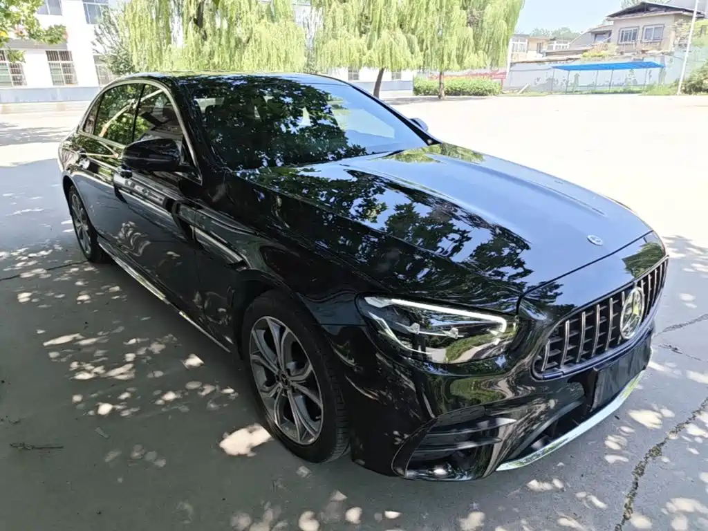Mercedes-Benz E-Class 2021
