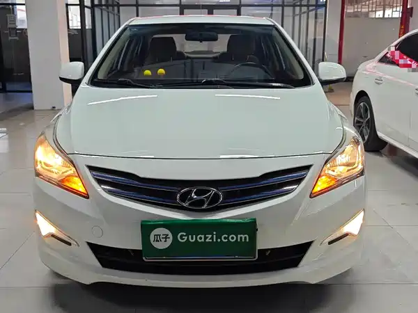 Hyundai Accent 2014