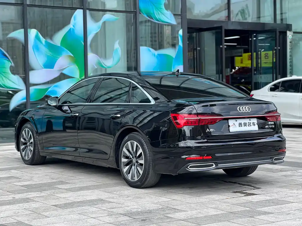 Audi A6L 2019