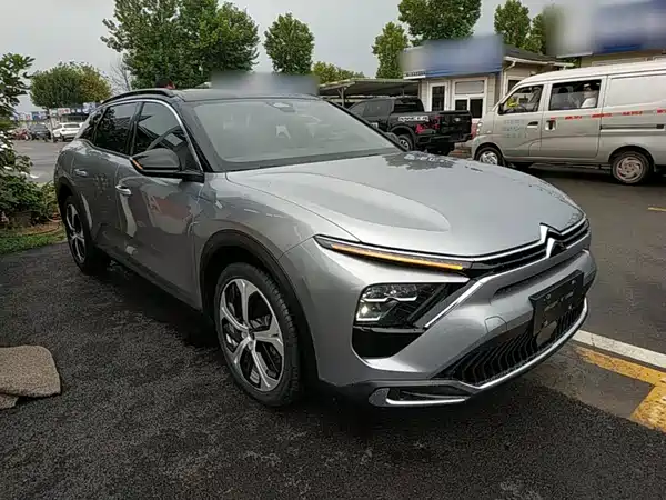 Citroën Versailles C5 X 2022