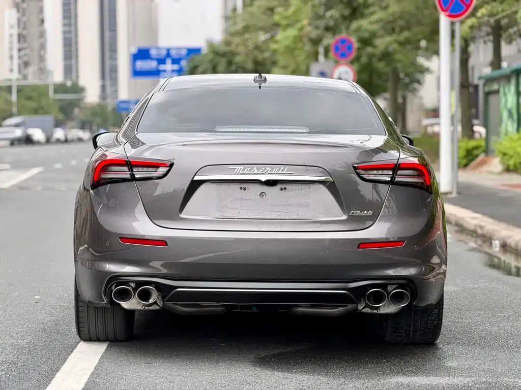 Maserati Ghibli 2021 — фото 4