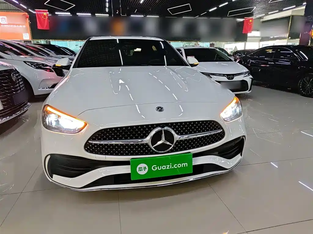 Mercedes-Benz C-Class 2023 — фото 3