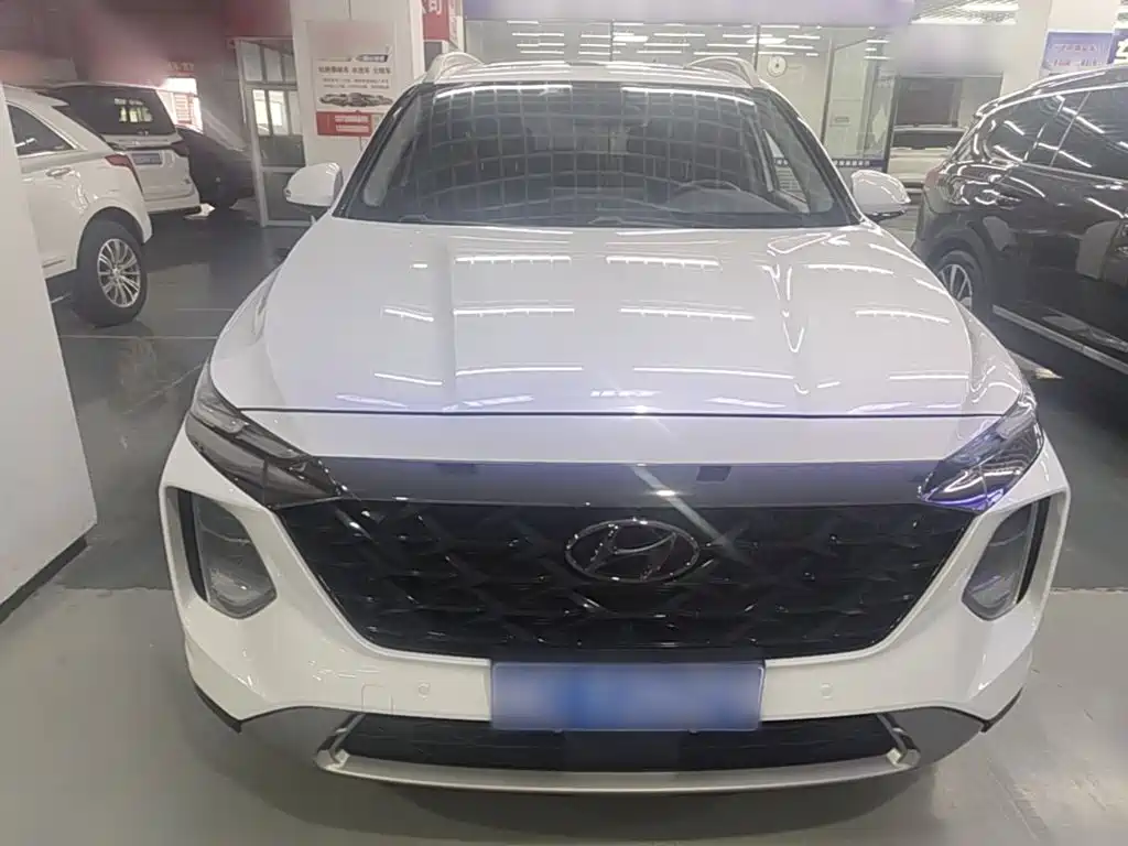 Hyundai Santa Fe 2023
