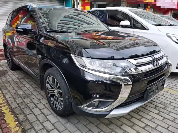 Mitsubishi Outlander 2017