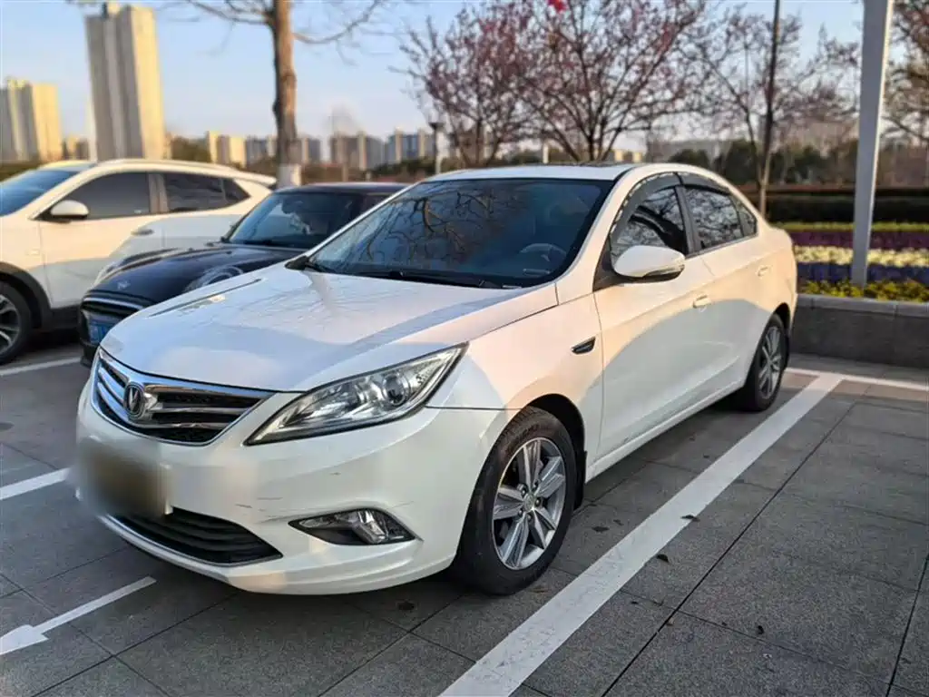 Changan Eado 2015 — фото 20