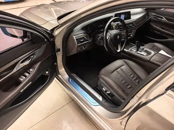 BMW 7 Series 2017