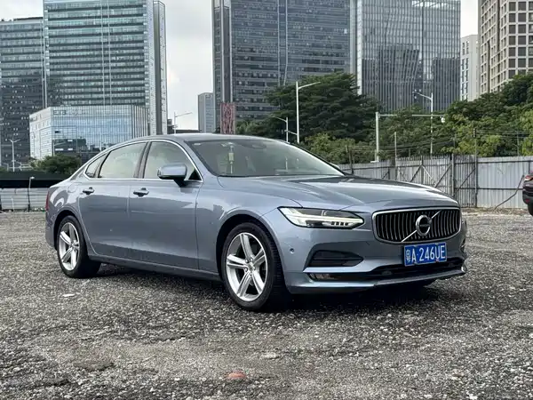 Volvo S90 2018