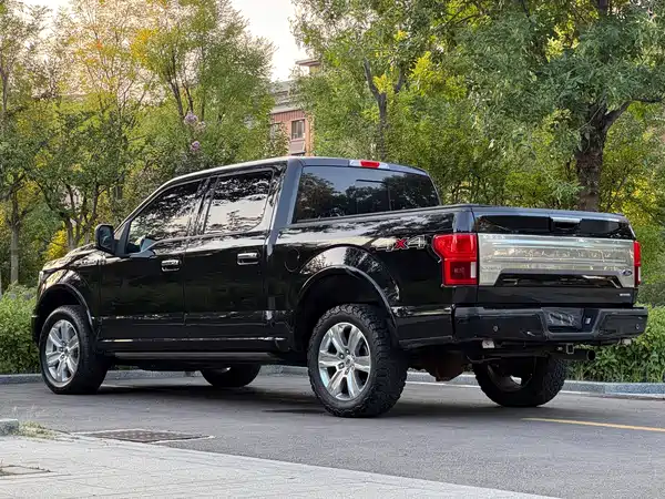 Ford F-150 Raptor 2020