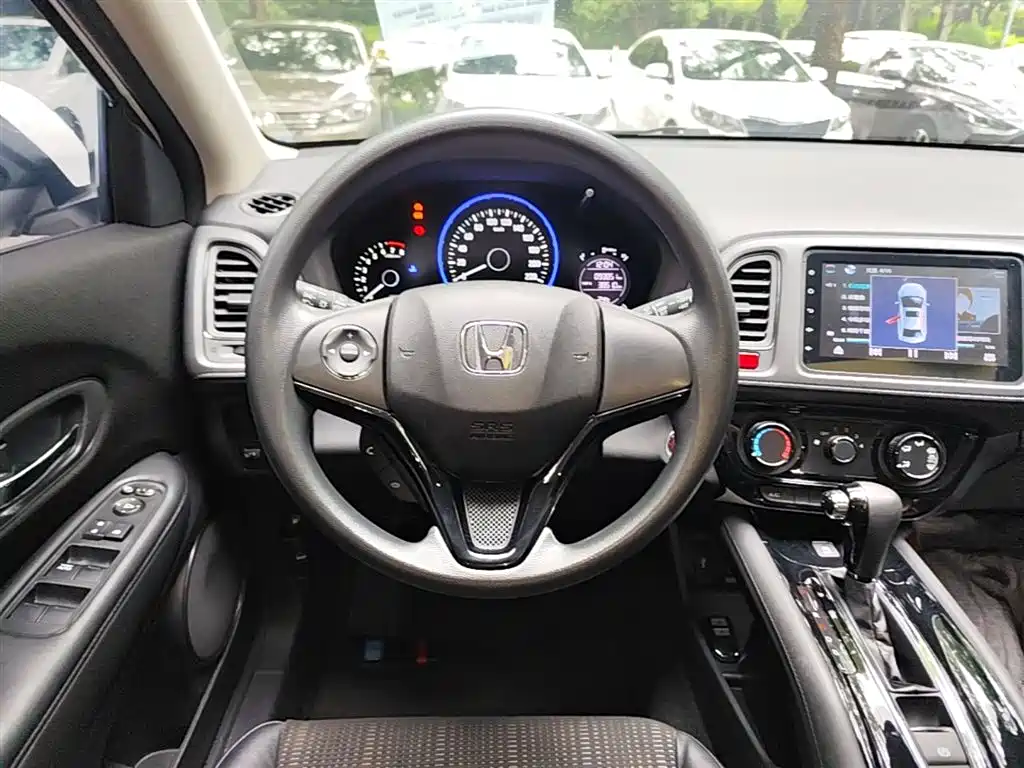 Honda Vezel 2016 — фото 11