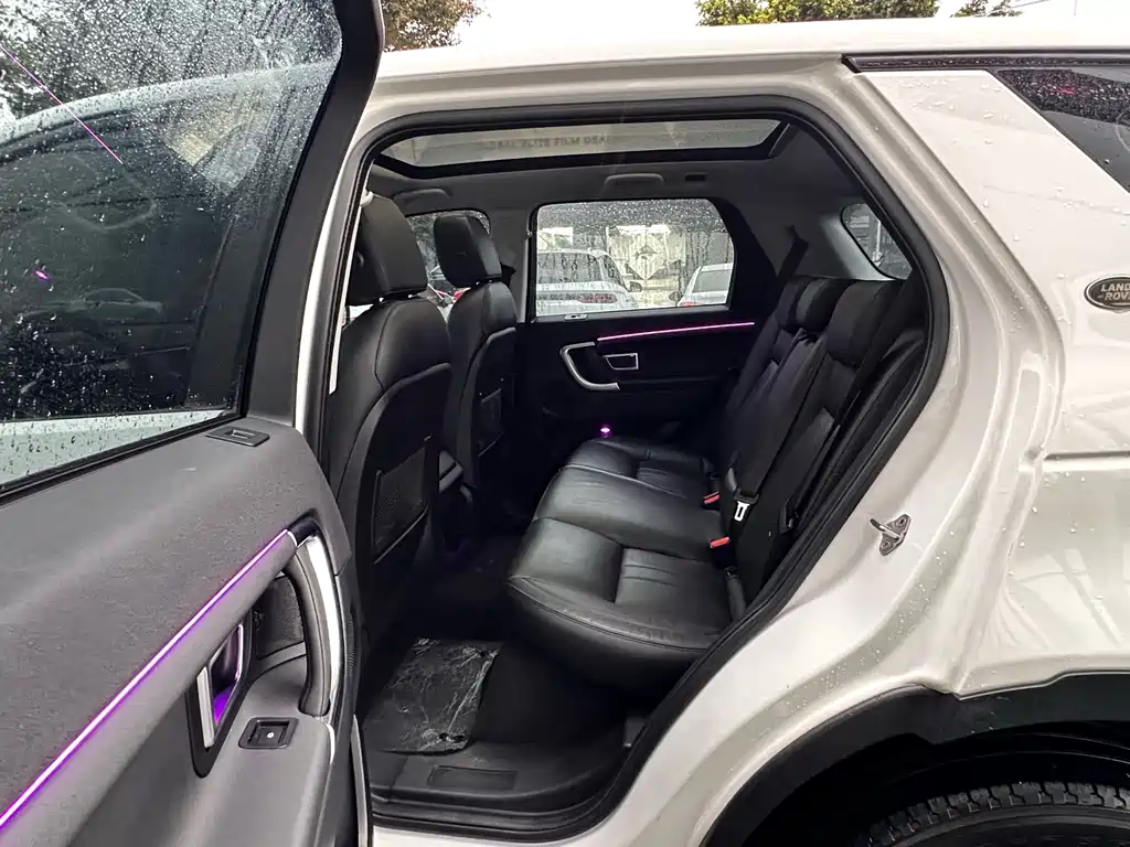 Land Rover Discovery Sport 2019 — фото 11