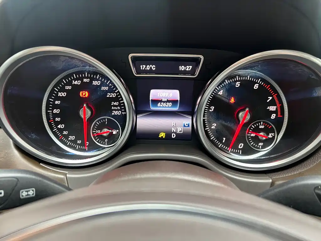 Mercedes-Benz GLE 2018 — фото 13
