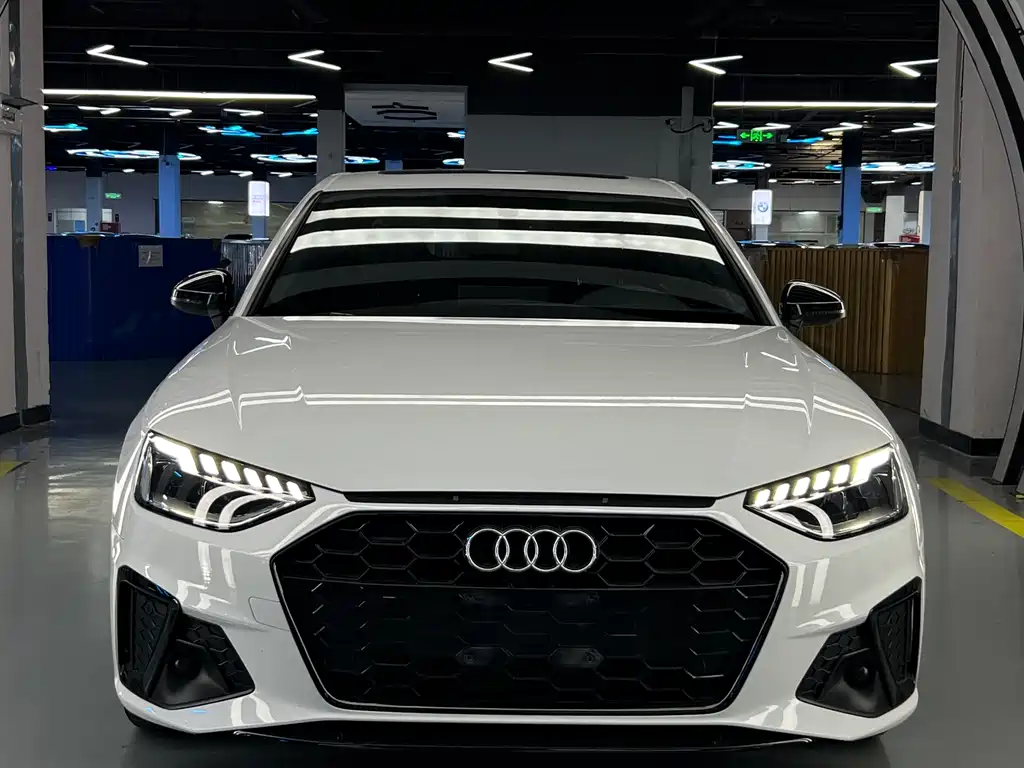 Audi A4L 2025