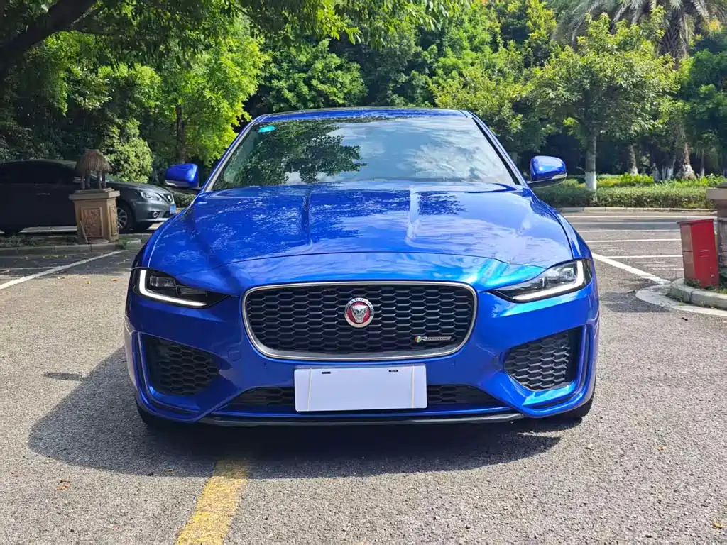 Jaguar XEL 2020 — фото 2