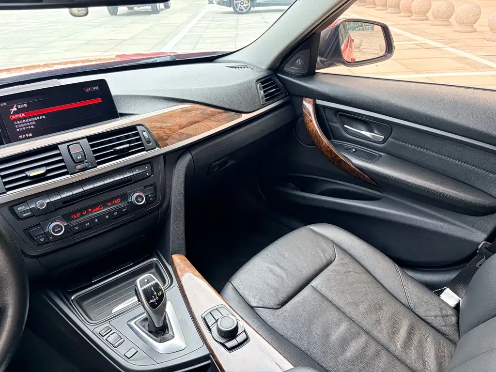 BMW 3 Series 2013 — фото 13