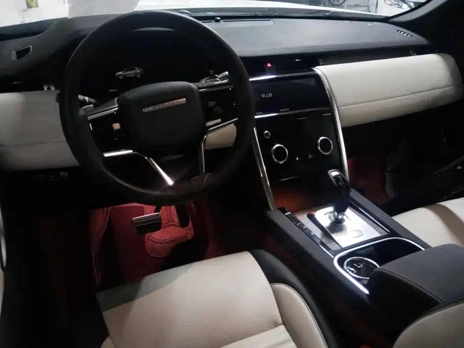 Land Rover Discovery Sport 2022 — фото 12